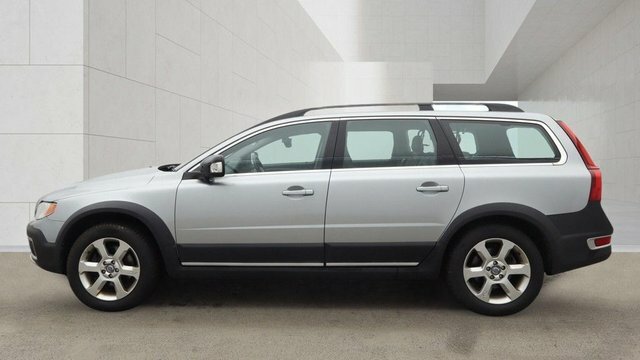 Volvo XC70 2.4 Xc70 Se Red #7