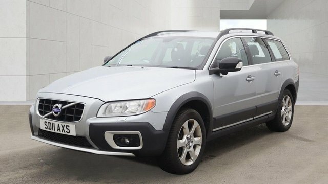 Volvo XC70 D5 Se Estate Silver #3