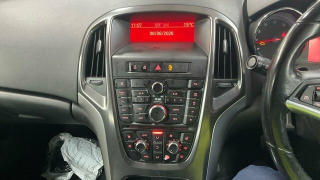 Vauxhall Astra 1.7 Exclusiv Cdti Black #12
