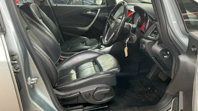 Vauxhall Astra 1.7 Exclusiv Cdti Black #11