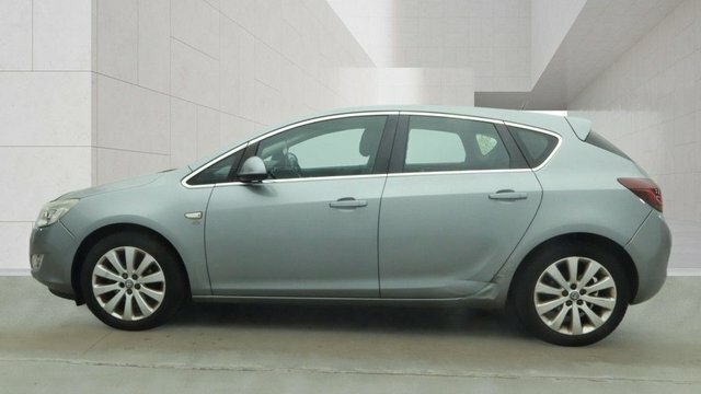 Vauxhall Astra 16V Elite Hatchback Silver #6