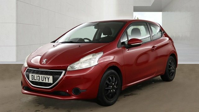 Peugeot 208 Vti Access Hatchback Red #2