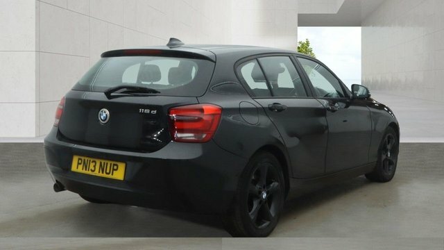 BMW 1 Series 116D Sport Hatchback Black #4