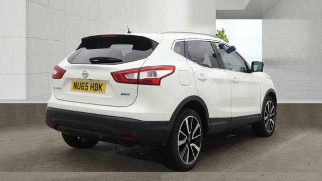 Nissan Qashqai Dci Tekna Suv White #3