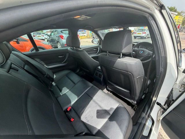 BMW 3 Series 320D M Black #18