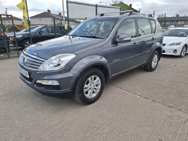 SsangYong Rexton Se Suv Grey #6