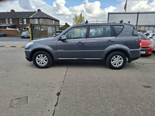 SsangYong Rexton Se Suv Grey #5