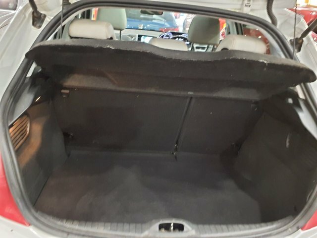 Peugeot 208 1.6 E-hdi Style Grey #9