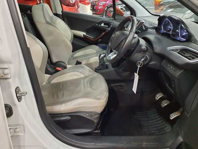 Peugeot 208 1.6 E-hdi Style Grey #5