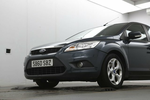 Ford Focus Zetec Tdci 5-Door Silver #6