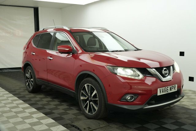 Nissan X-Trail Dci Tekna Suv Red