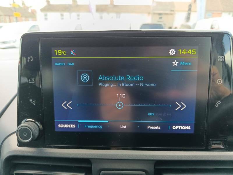 Peugeot e-Rifter 50Kwh Allure Long Mpv 7.4Kw Cha  #4
