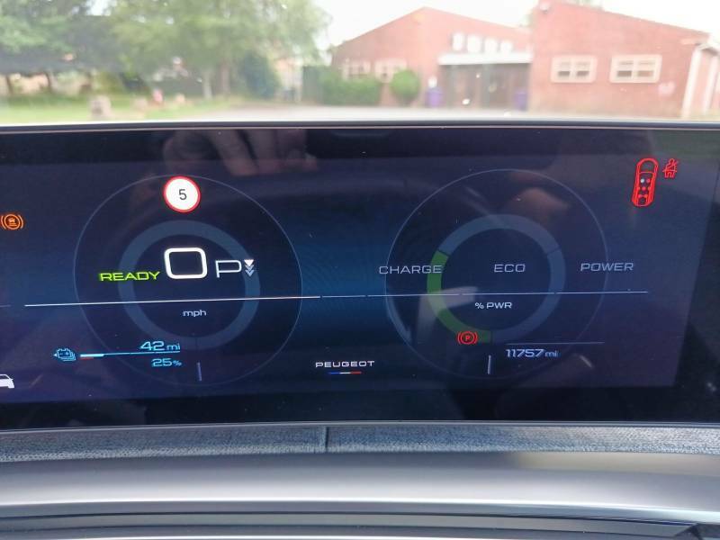 Peugeot 5008 73Kwh Gt Suv 210 Ps - 2024 74 FY74XEV #2