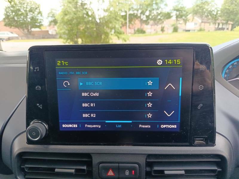 Peugeot e-Rifter 50Kwh Allure Long Mpv 7.4Kw Cha Grey #3