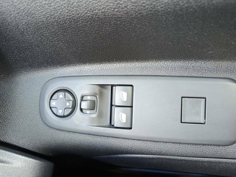 Citroen e-Berlingo 52Kwh Plus M Mpv 7.4Kw Charger  #6