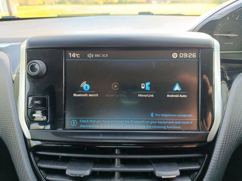 Peugeot 208 Allure Black #17