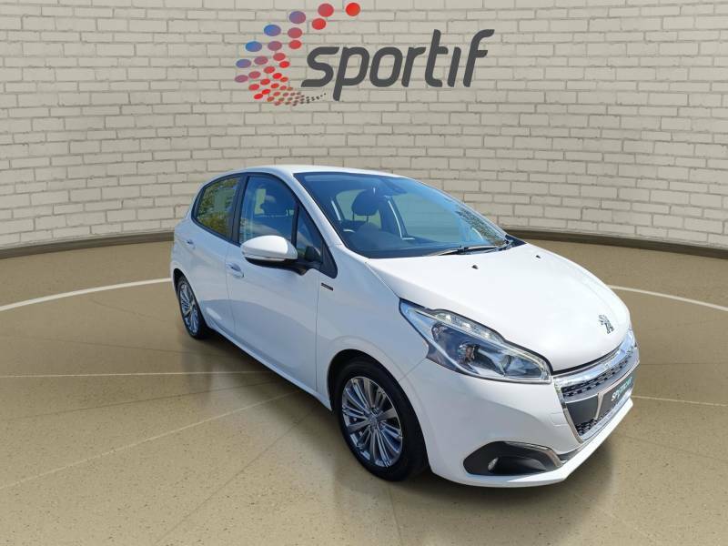 Peugeot 208 Allure Black #19