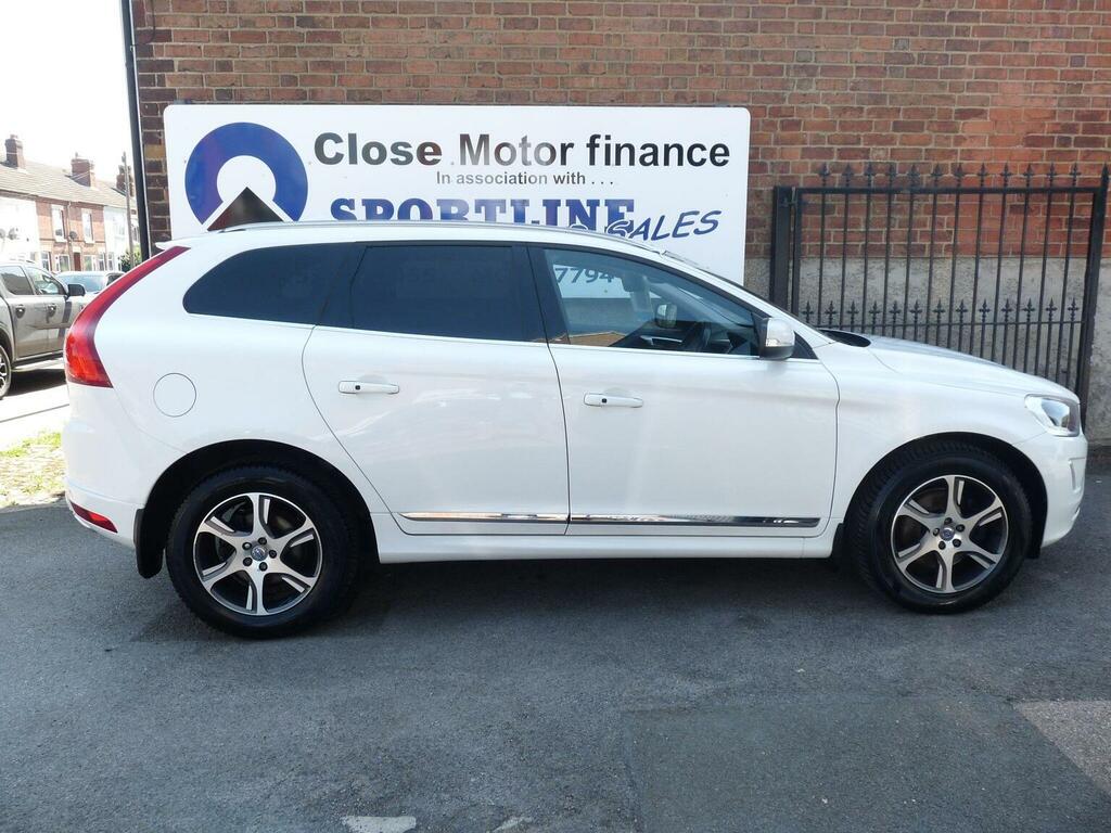 Volvo XC60 2.4 D4 Se Lux Nav Geartronic Awd Euro 5 White #2