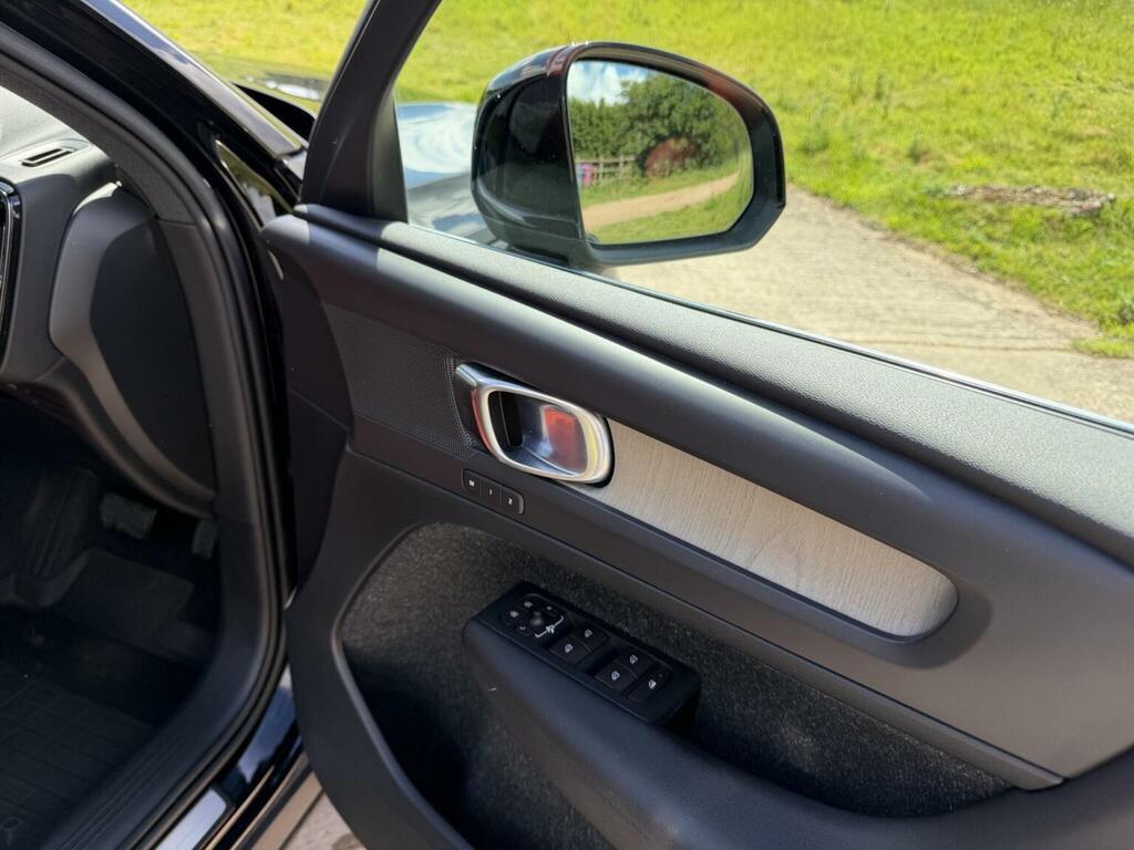 Volvo XC40 D4 First Edition Awd Silver #24