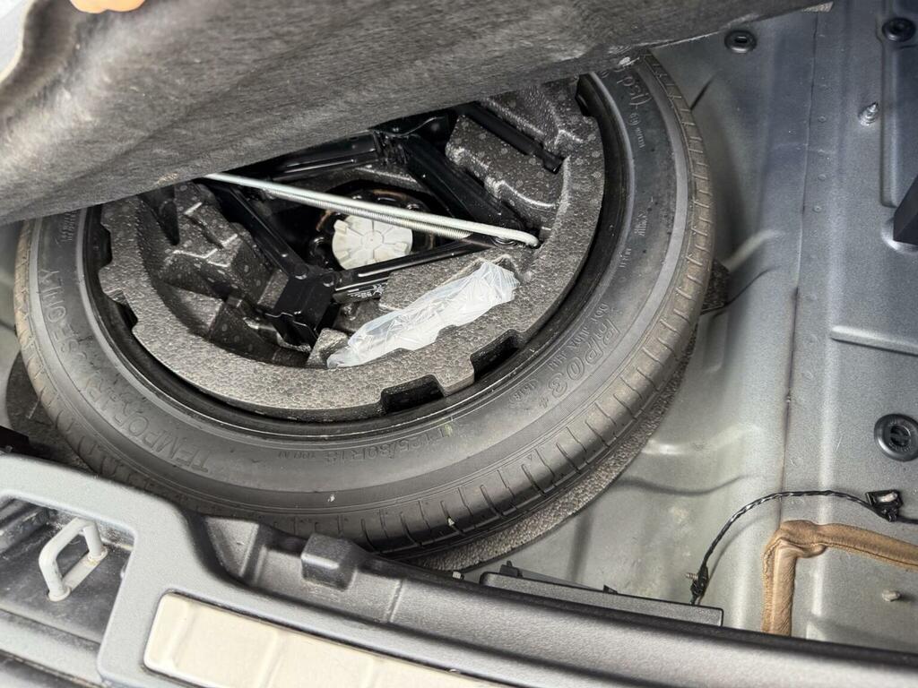 Volvo XC40 D4 First Edition Awd Silver #56