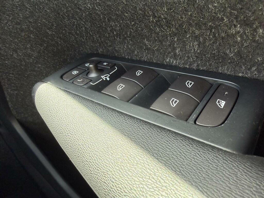 Volvo XC40 D4 First Edition Awd Silver #34
