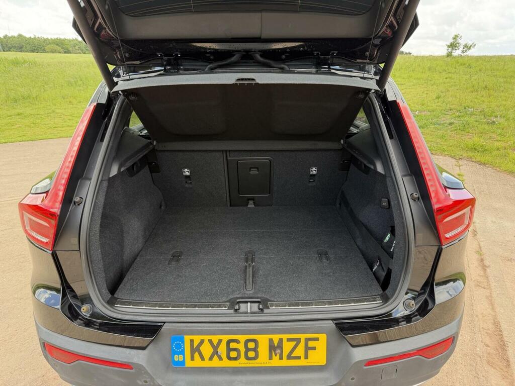 Volvo XC40 D4 First Edition Awd Silver #51
