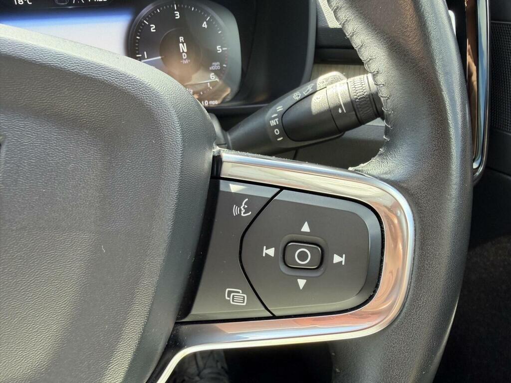 Volvo XC40 D4 First Edition Awd Silver #33