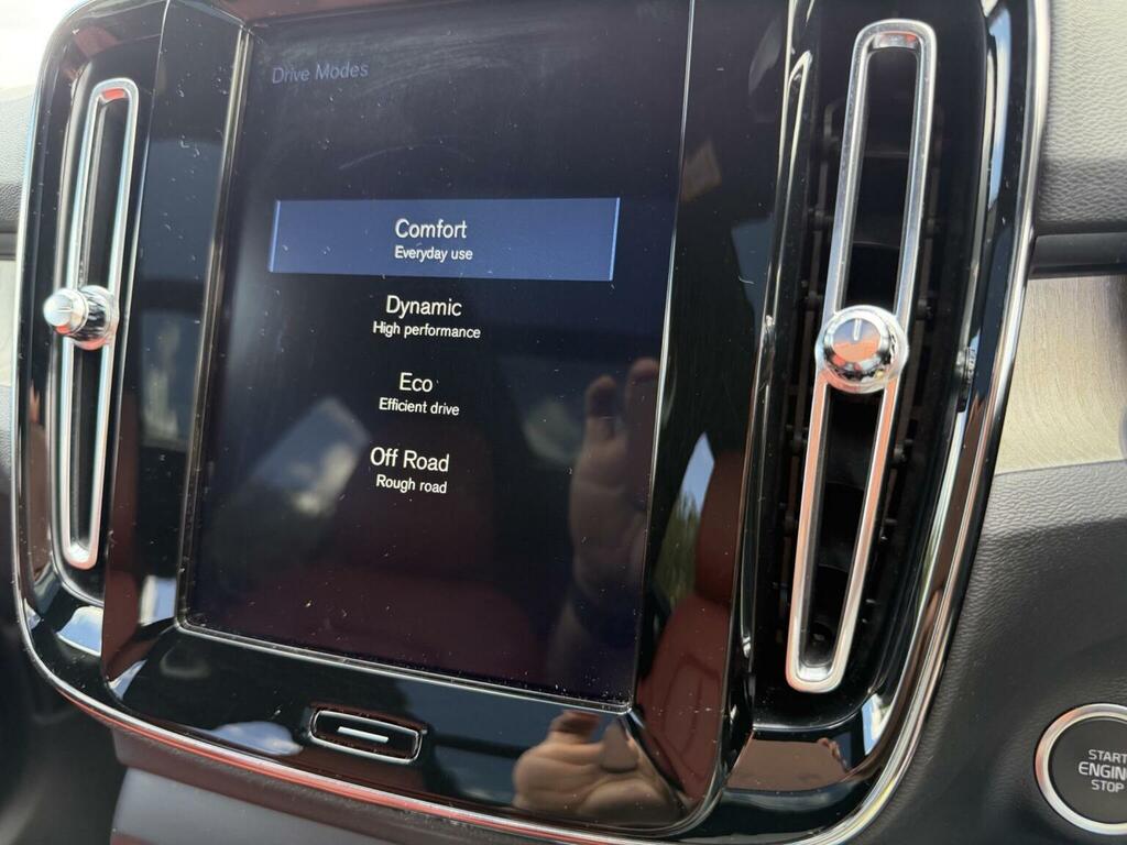 Volvo XC40 D4 First Edition Awd Silver #38