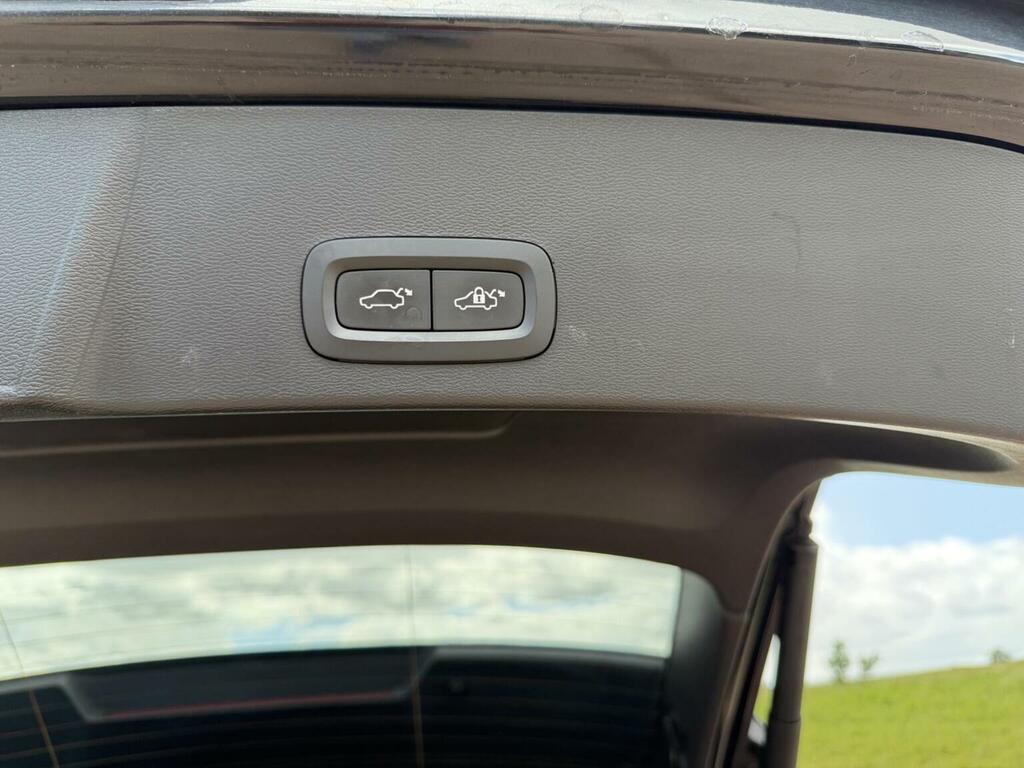 Volvo XC40 D4 First Edition Awd Silver #52