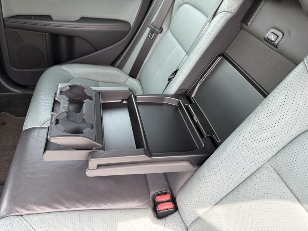 Volvo XC70 D5 Se Lux Awd Silver #71