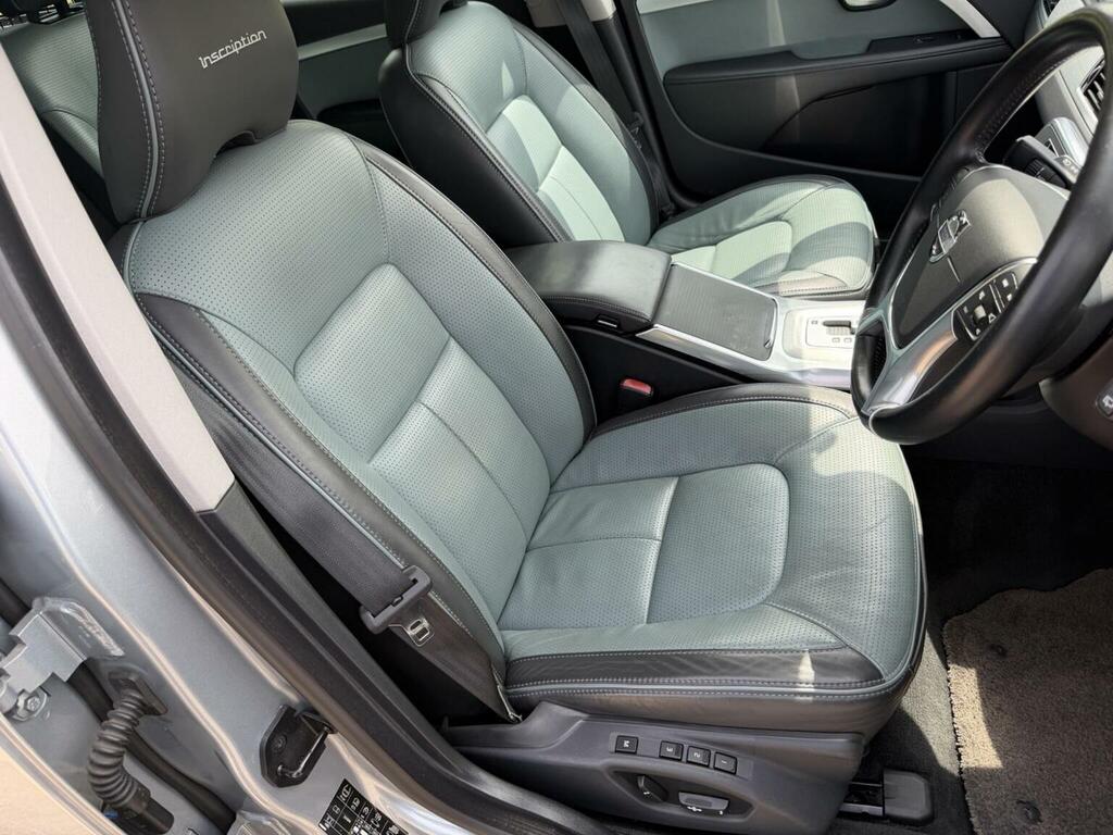 Volvo XC70 D5 Se Lux Awd Silver #56
