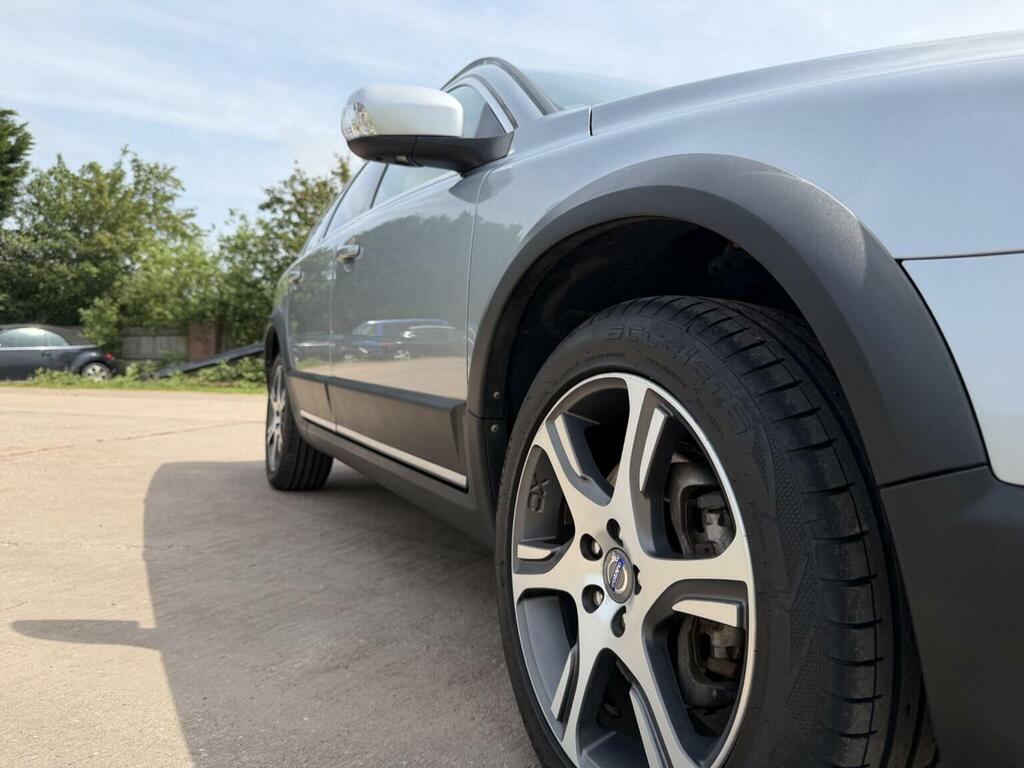 Volvo XC70 D5 Se Lux Awd Silver #36