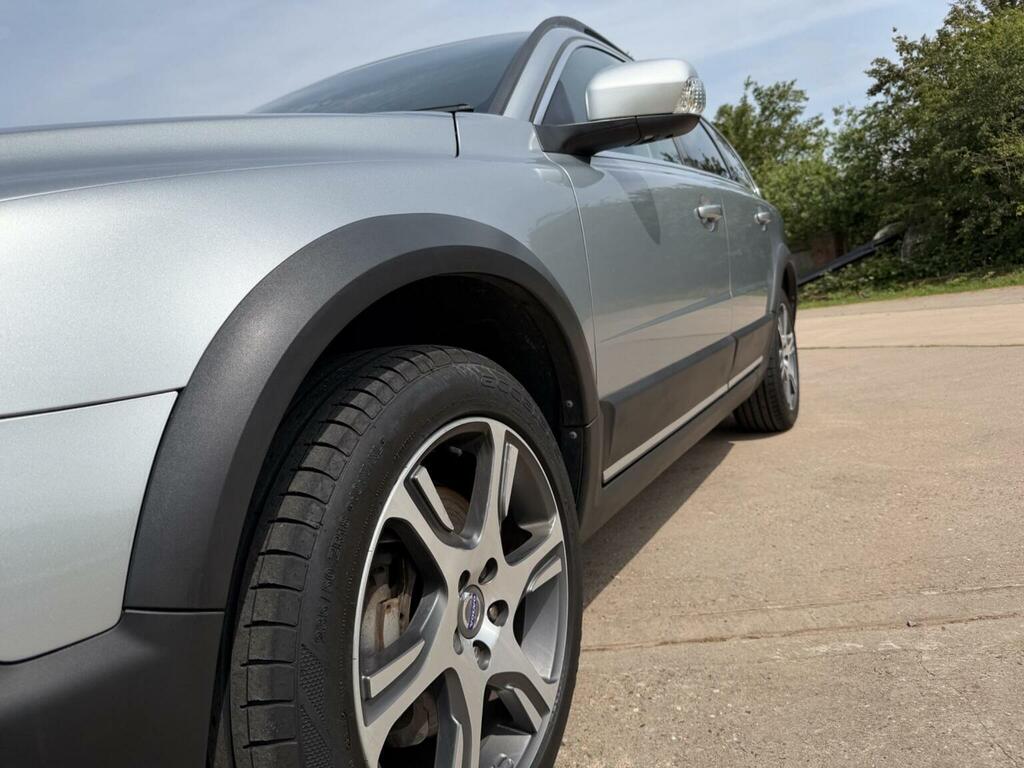 Volvo XC70 D5 Se Lux Awd Silver #31