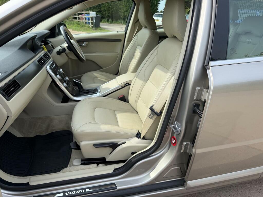 Volvo V70 Business Edition Black #65