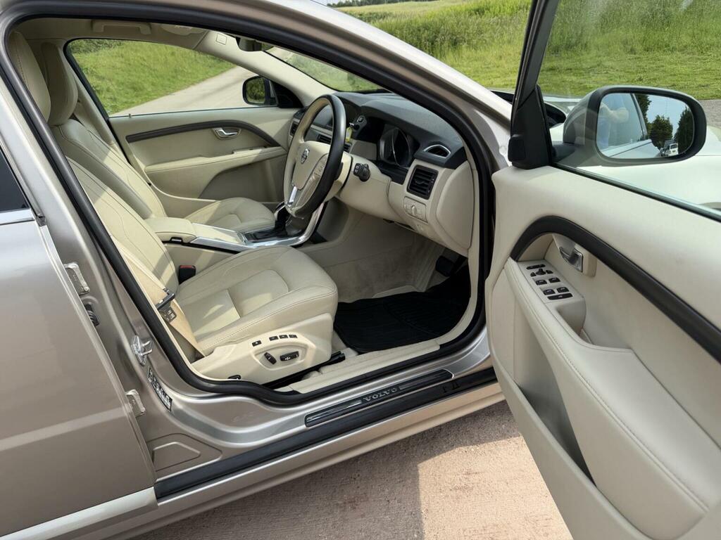 Volvo V70 Business Edition Black #75