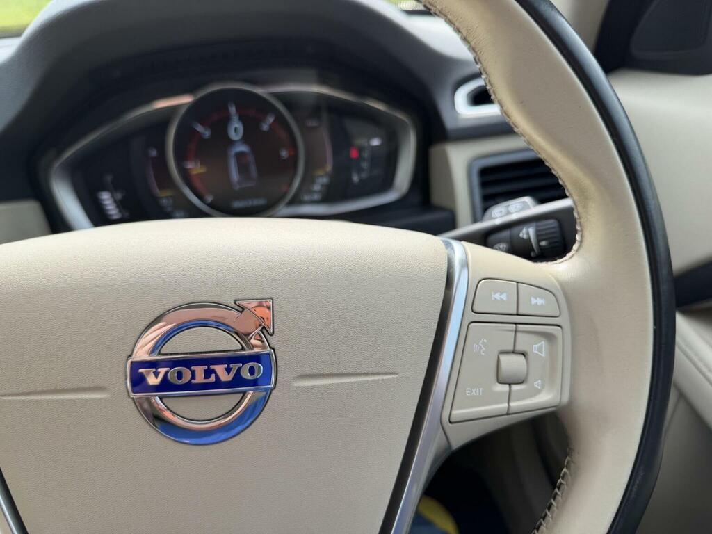 Volvo V70 Business Edition Black #32
