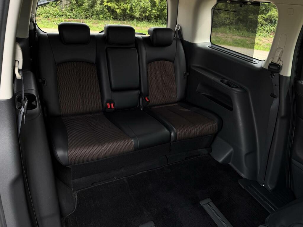 Nissan Elgrand Mpv Red #37