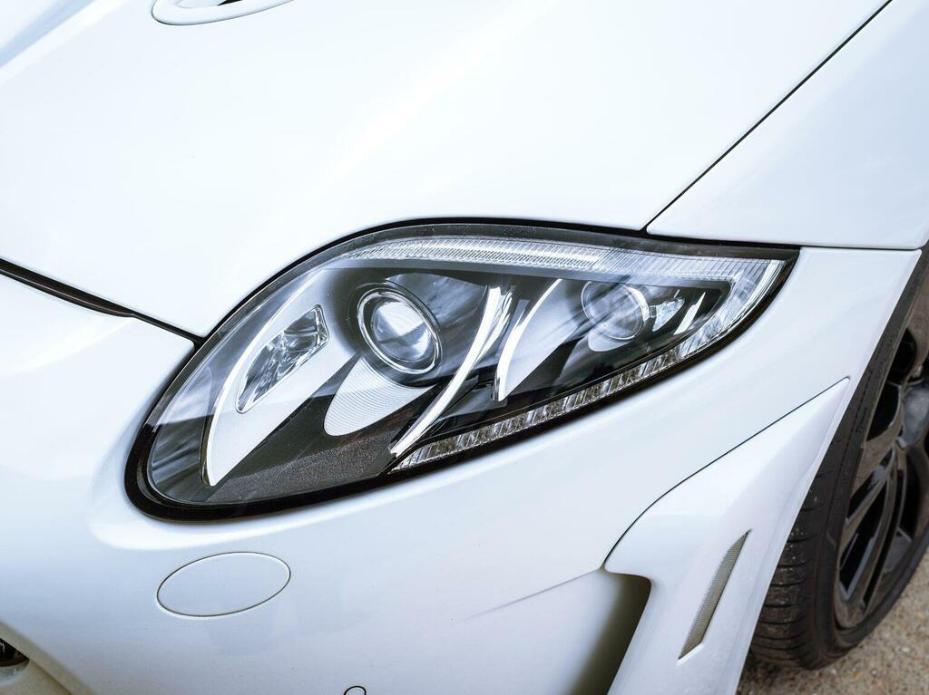 Jaguar XKR-S Xk R-s White #9