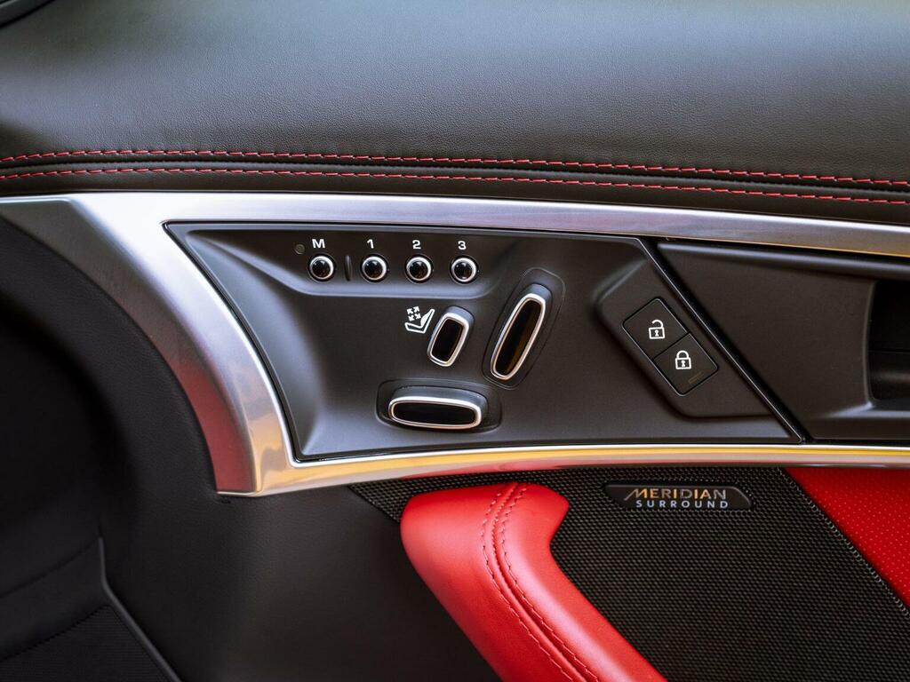 Jaguar F-Type Coupe 2.0I R-dynamic Euro 6 Ss 20212 Black #66