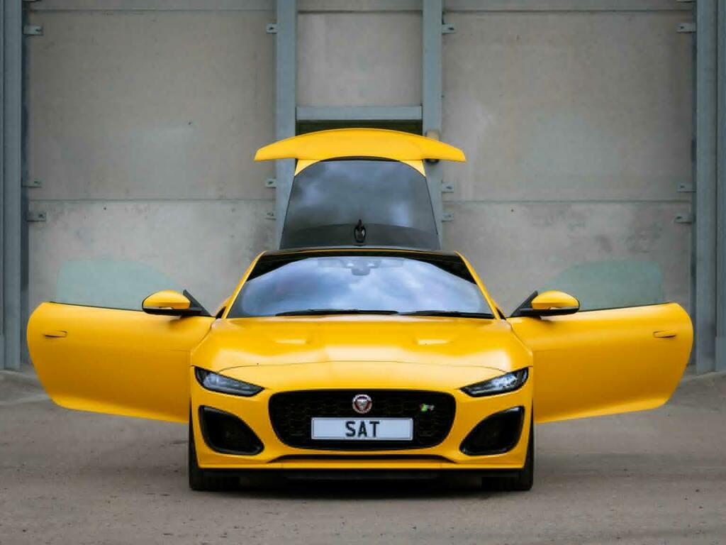 Jaguar F-Type Coupe 2.0I R-dynamic Euro 6 Ss 20212 Black #88