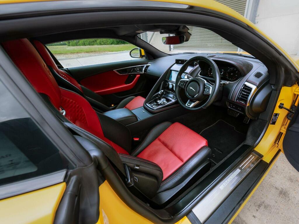 Jaguar F-Type Coupe 2.0I R-dynamic Euro 6 Ss 20212 Black #39