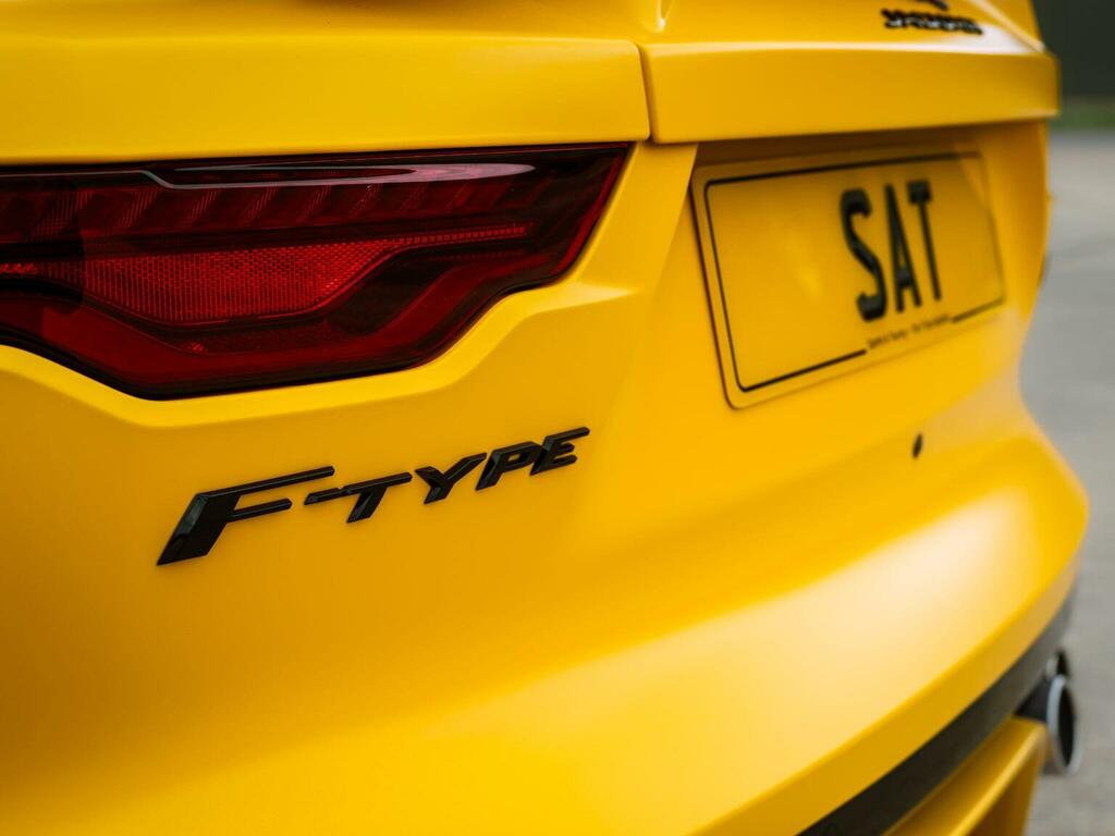Jaguar F-Type Coupe 2.0I R-dynamic Euro 6 Ss 20212 Black #19