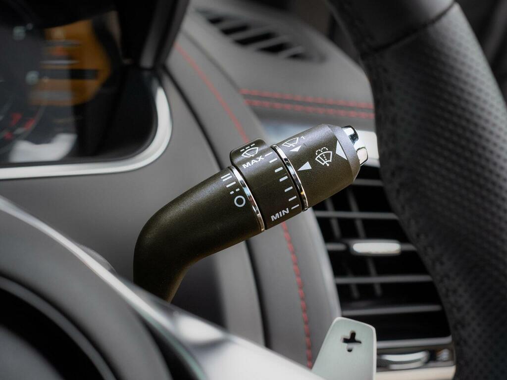 Jaguar F-Type Coupe 2.0I R-dynamic Euro 6 Ss 20212 Black #65