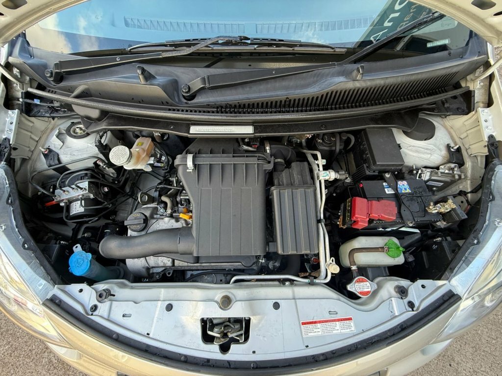 Suzuki Alto  Red #23