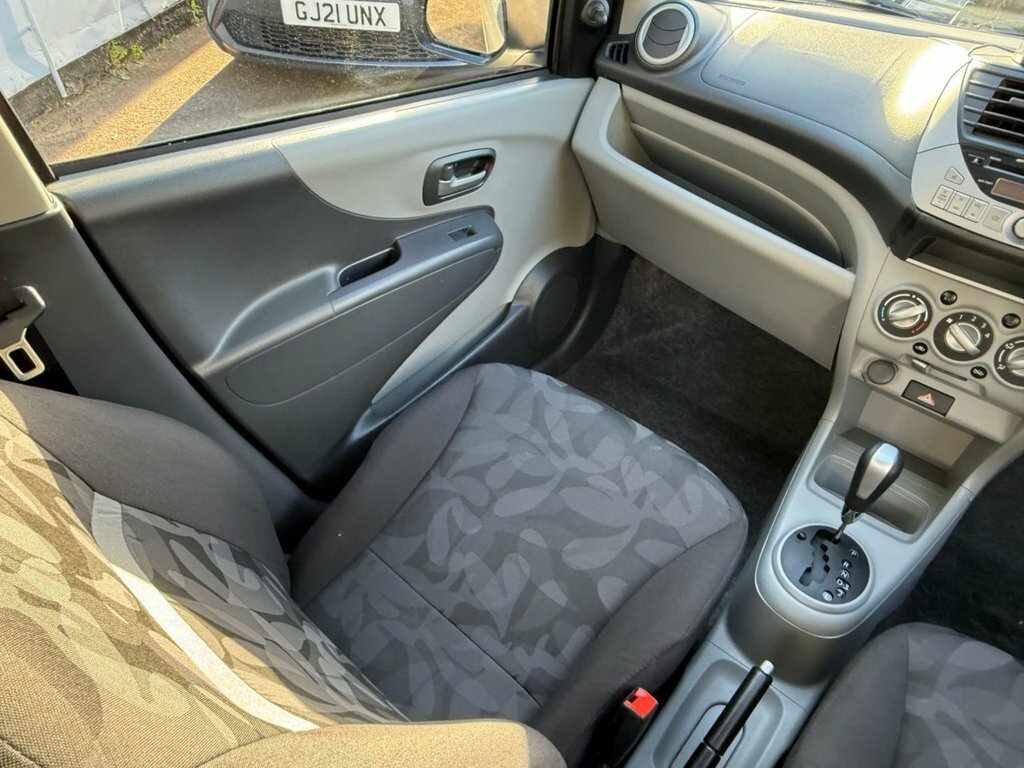 Suzuki Alto  Red #24