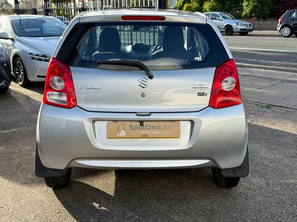 Suzuki Alto  Red #7