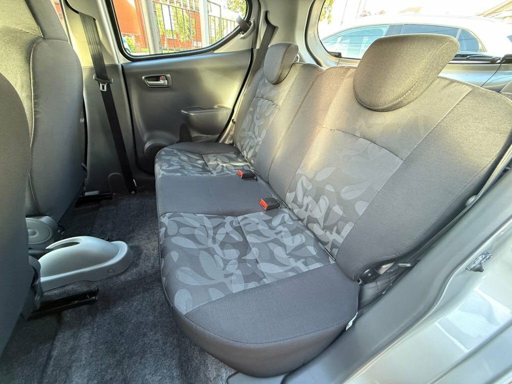 Suzuki Alto  Red #19
