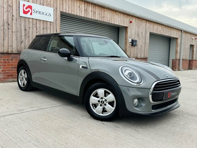 Mini Hatch 2018 1.5 Cooper Hatchback Euro 6 Grey
