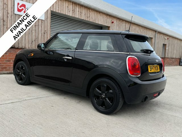 Mini Hatch 2017 1.2 One Hatchback Euro 6 S BP17KCK Black #2