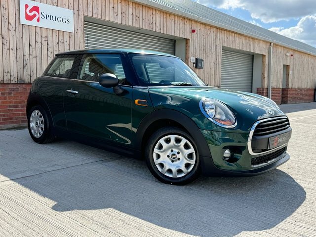 Mini Hatch 2017 1.5 One Hatchback Euro 6 S Green